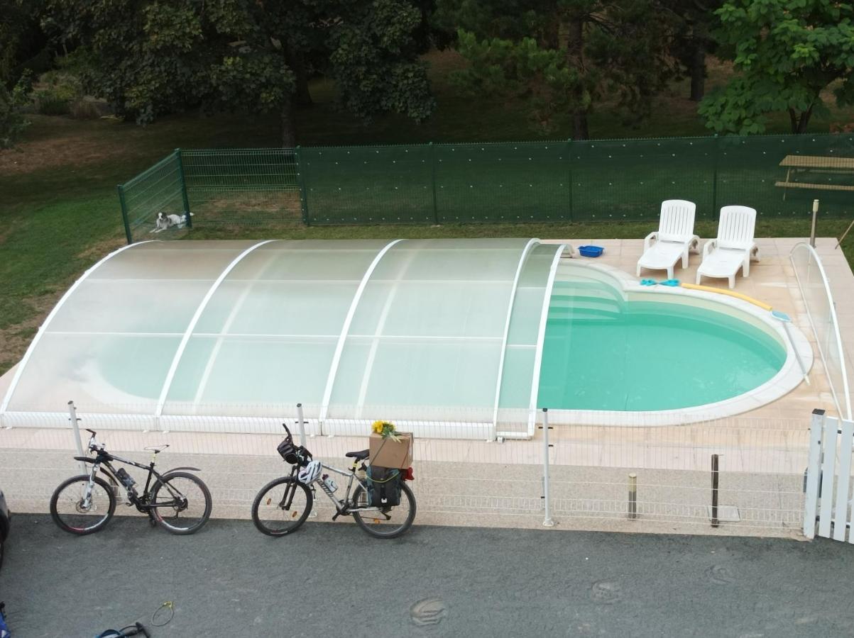 Le Logis De Lange Apt Les Aigrettes Saint-Hilaire-la-Palud Esterno foto