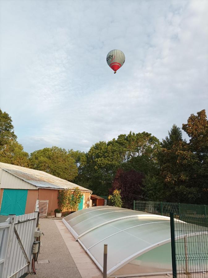 Le Logis De Lange Apt Les Aigrettes Saint-Hilaire-la-Palud Esterno foto